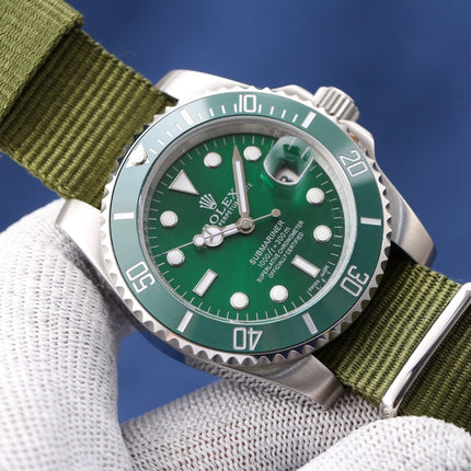 SUBMARINER DATE 40 HULK TEXTILE