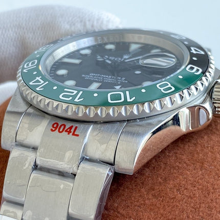 GMT-MASTER II CUSTOM GREEN BLACK BEZEL LIMITED EDITION