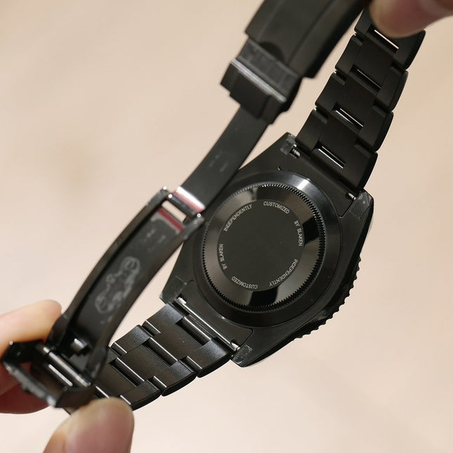 SUBMARINER 40MM CUSTOM ALL BLACK GREEN BEZEL