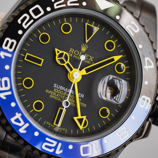 GMT-MASTER II CUSTOM BLACK BATMAN BEZEL YELLOW NUMERALS
