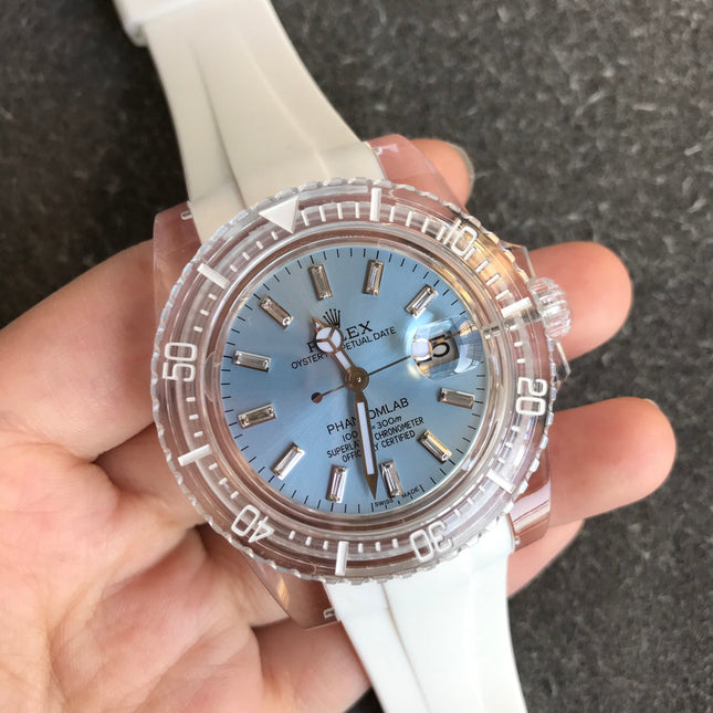 SUBMARINER DATE 40 CUSTOM SAPPHIRE CLOUD BLUE DIAL