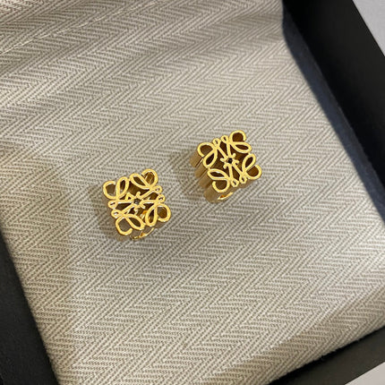 ANAGRAM STUD EARRINGS GOLD