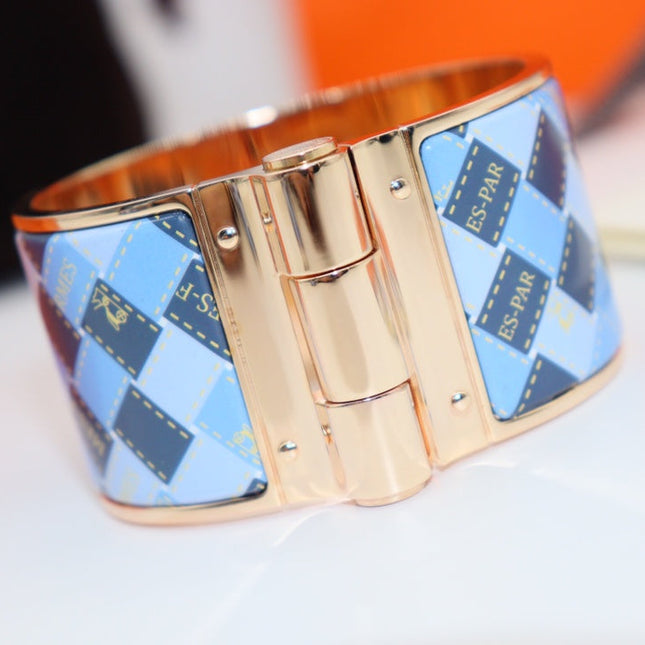 BLUE CHECK HINGED BRACELET 36MM