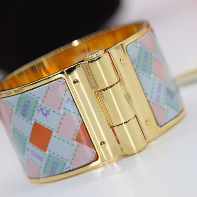 MULTICOLOR PINK BLUE HINGED BRACELET 36MM