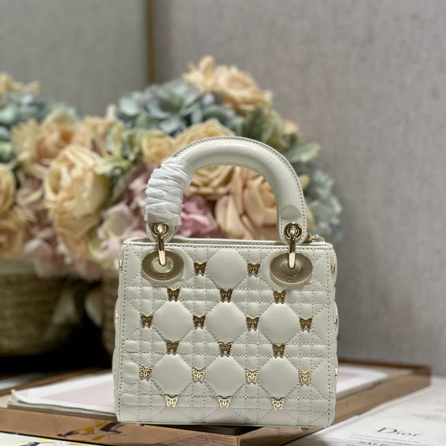 MINI LADY 17 BUTTERFLY STUD WHITE LAMBSKIN