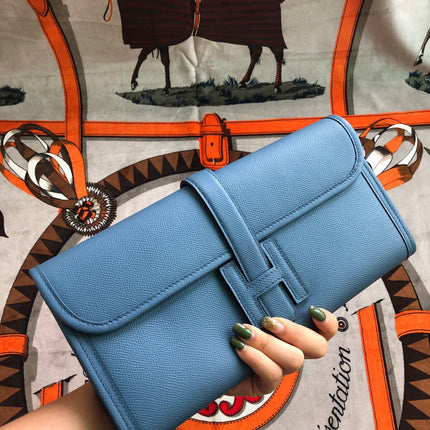 JIGE ELAN 29 CLUTCH IN AZURE BLUE CALFSKIN