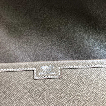 JIGE ELAN 29 CLUTCH IN MEDIUM BROWN CALFSKIN