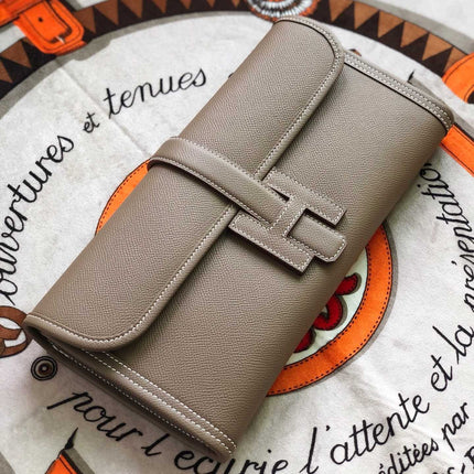 JIGE ELAN 29 CLUTCH IN MEDIUM BROWN CALFSKIN
