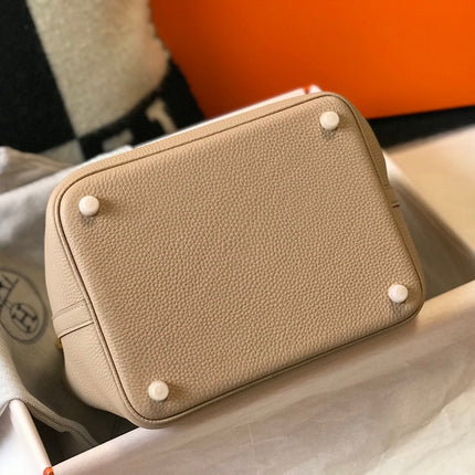 picotin lock 18 light beige togo ghw