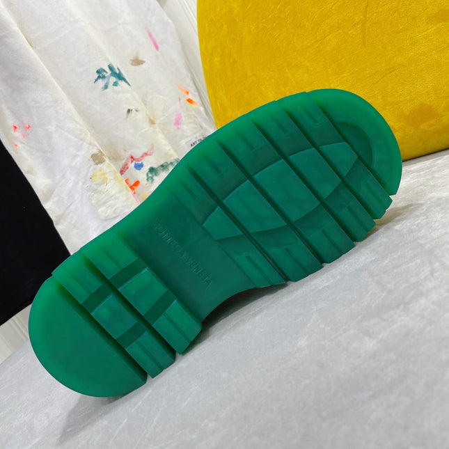 TIRE CHELSEA BOOT IN BLACK MIX TEAL GREEN CALFSKIN