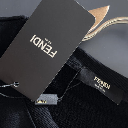 FENDI 26S LONG-SLEEVE SWEATSHIRT 592