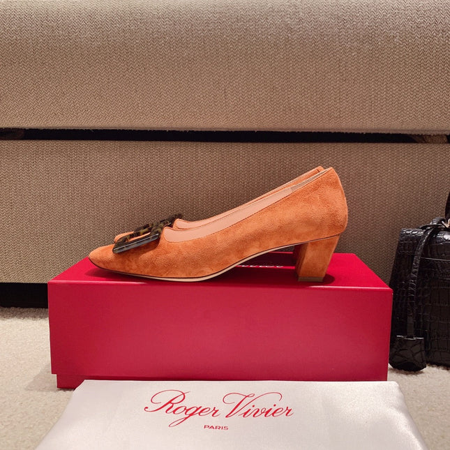 BELLE VIVIER PUMPS IN TAN ORANGE SUEDE TORTOISESHELL BUCKLE