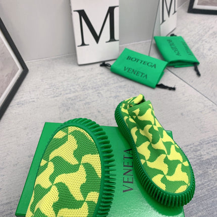 BOTTEGA VENETA 26S SLIP-ONS IN LIGHT GREEN MIX YELLOW FABRIC WITH RUBBER SOLE