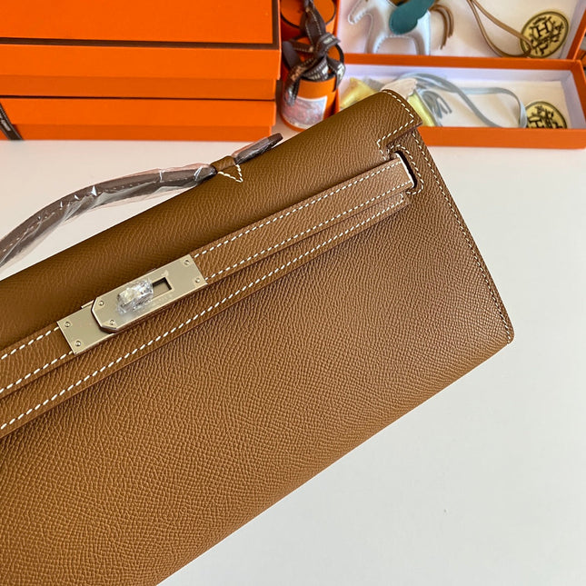 KELLY CUT 31 IN BRONZE BROWN CALFSKIN WITH SILVER HARDWARE