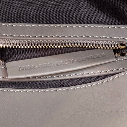 BAGUETTE WITH FF MOTIF 27 IN PINE CONE SOFT LAMBSKIN GOLD HARDWARE