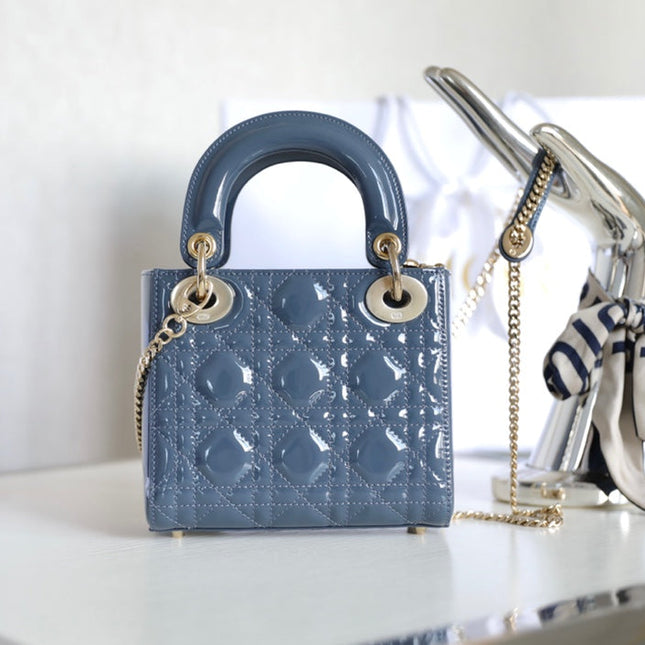 LADY 17 IN SKY AEGEAN BLUE WITH CANNAGE PATTERN