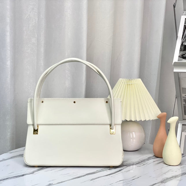 PARISIENNE 30 HANDBAG IN WHITE SMOOTH CALFSKIN
