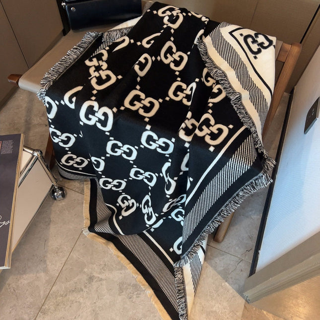 GUCCI 26S SCARF 140 IN CASHMERE AND SILK 504694