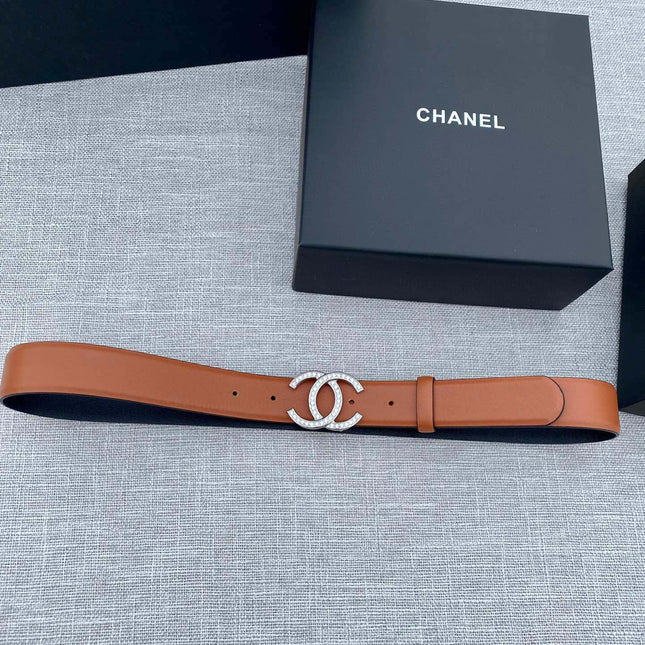 CHANEL 26S BELT 30 MM IN CARAMEL BROWN CALFSKIN WITH GOLD HARDWARE 661515