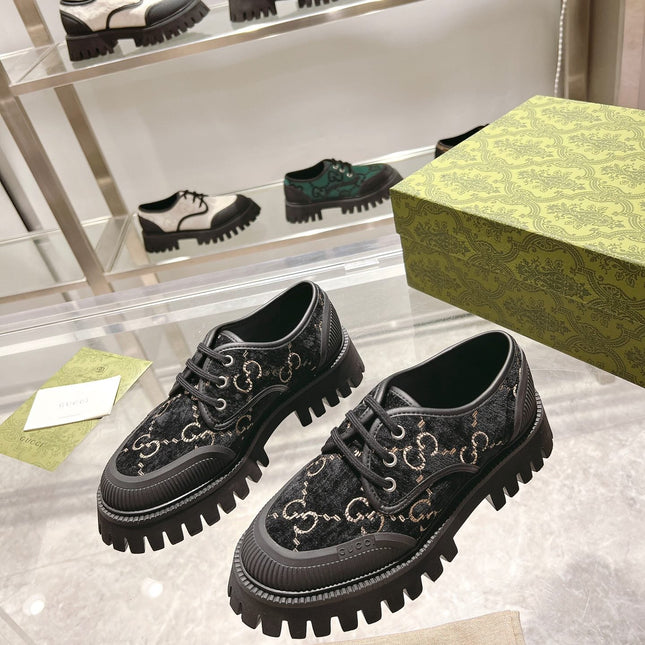 GUCCI 26S LACE-UP SHOES IN BLACK VELVET WITH GG LOGO PATTERN