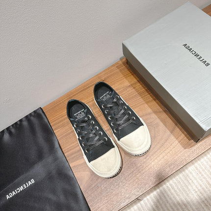 BALENCIAGA 25S SNEAKER IN BLACK CANVAS