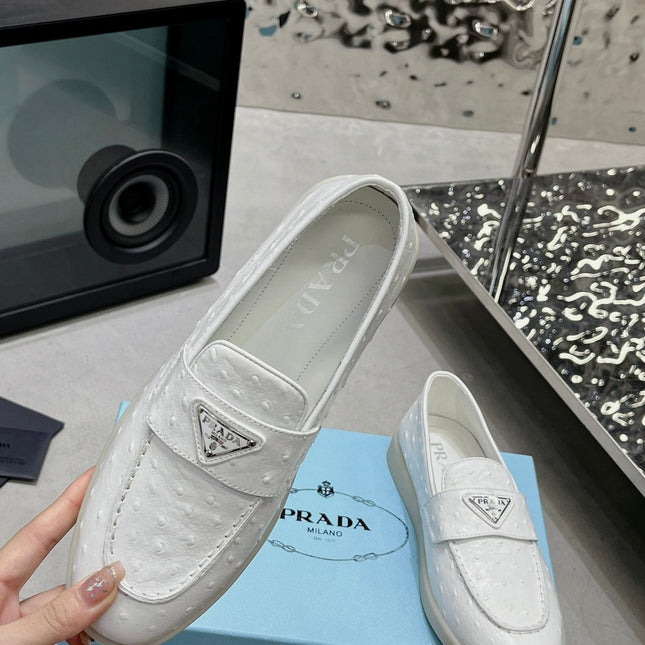 PRA OSTRICH PATTERN LOAFERS WHITE CALFSKIN