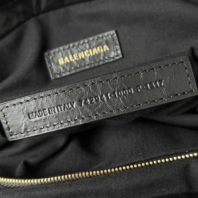 CRUSH LARGE TOTE BAG 46 IN BLACK CRUSHED CALFSKIN GOLD HARDWARE