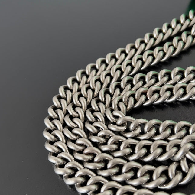 CRUSH CHAINED BAG 25 IN GREEN QUILTED CRUSHED CALFSKIN SILVER HARDWARE