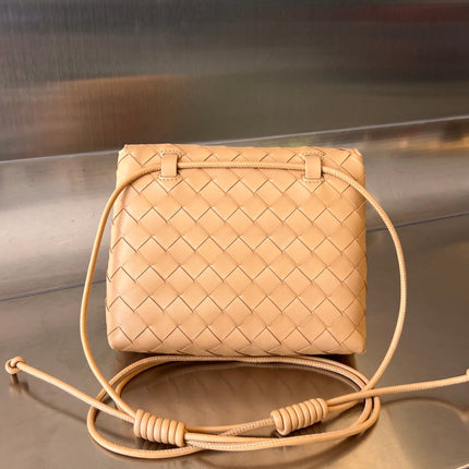 BV Mini Crossbody Bag 19cm Beige Calfskin Ghw