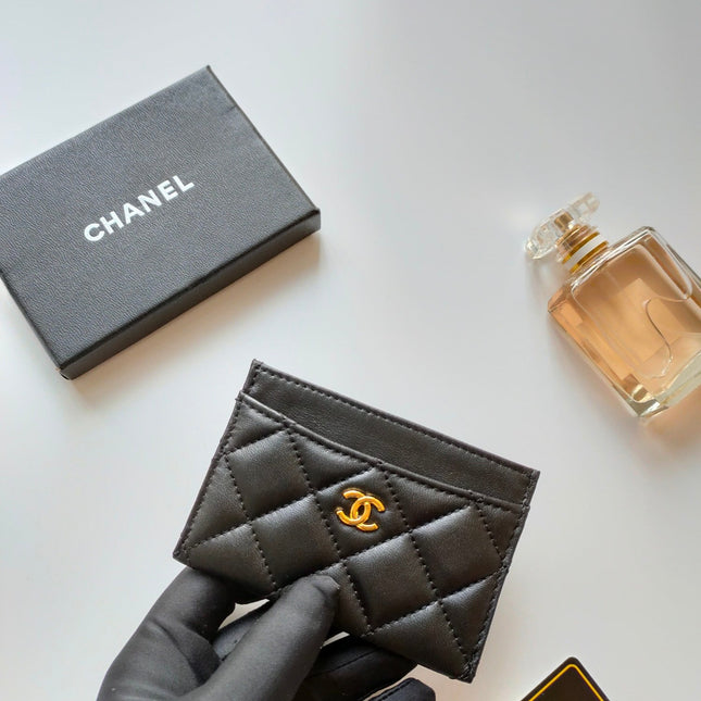 CC CARD HOLDER 11.2 BLACK CALFSKIN GOLD ICON