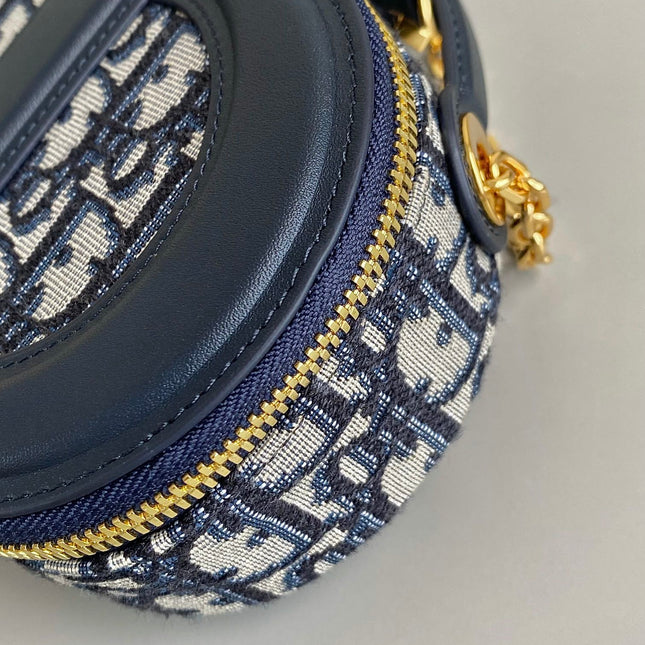 SIGNATURE 18 OVAL BAG IN BLUE OBLIQUE JACQUARD