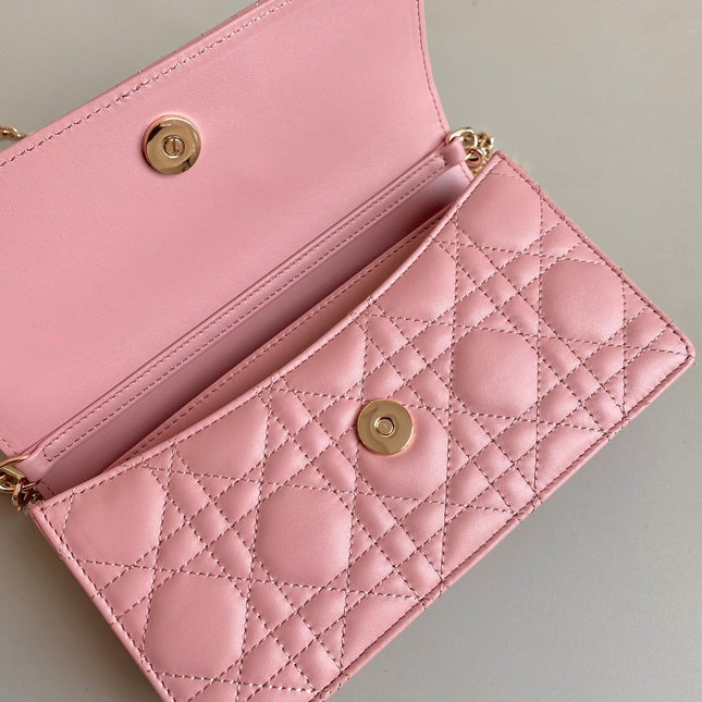 LADY 21 CHAIN BAG IN HOT PINK LAMBSKIN