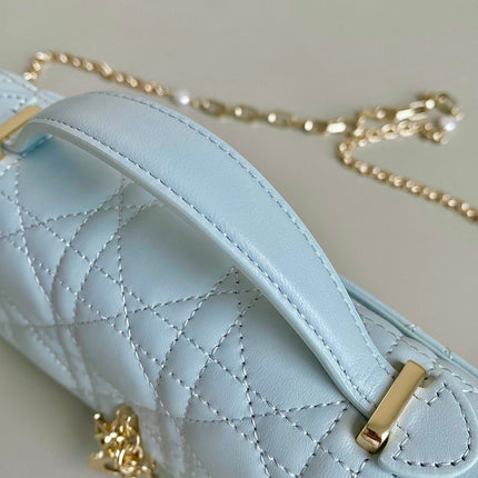 LADY 21 CHAIN BAG IN LIGHT BLUE LAMBSKIN