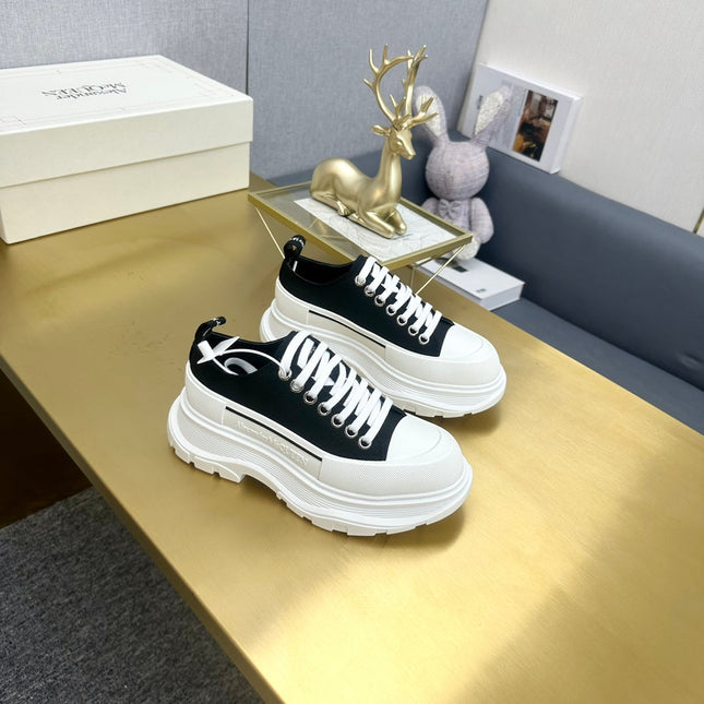 TREAD SLICK LACE UP SNEAKERS IN BLACK CANVAS WHITE  RUBBER SOLE