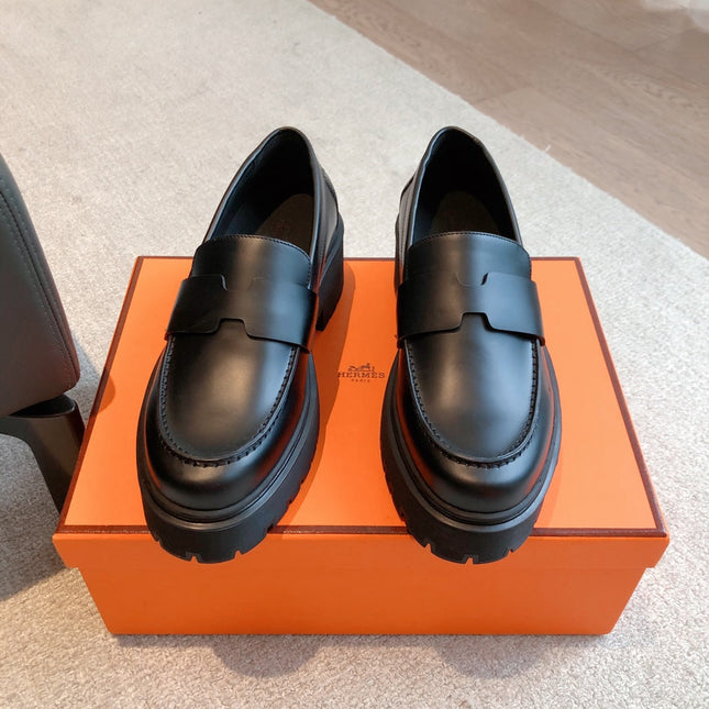 HM HITCH LOAFER BLACK CALFSKIN