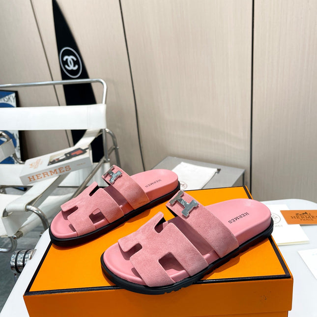 HM CHYPRE SANDAL LIGHT PINK WITH H-BUCKLE SUEDE