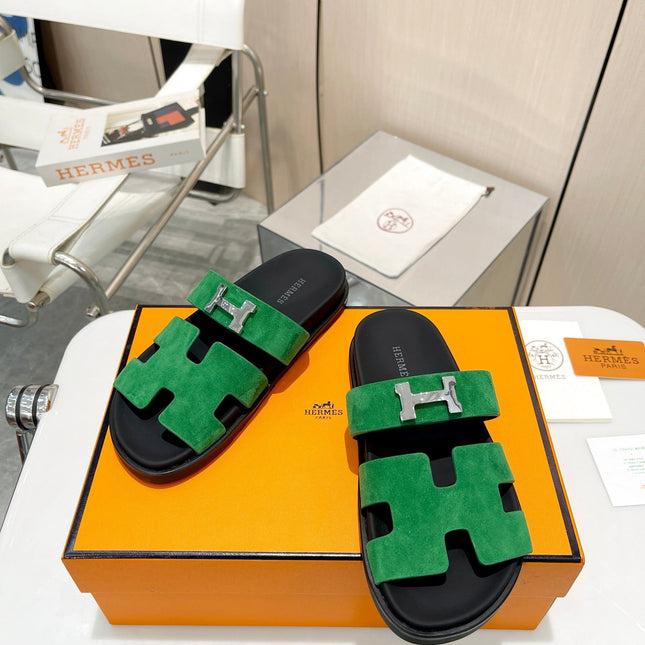 HM CHYPRE SANDAL DARK GREEN WITH H-BUCKLE SUEDE