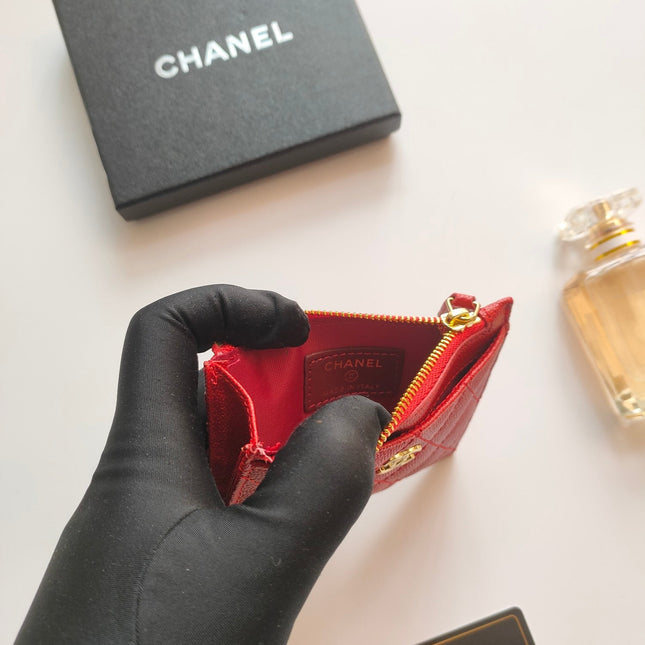 CC ZIPPED CARD HOLDER 11.5 RED GRAINED CALFSKIN GOLD ICON