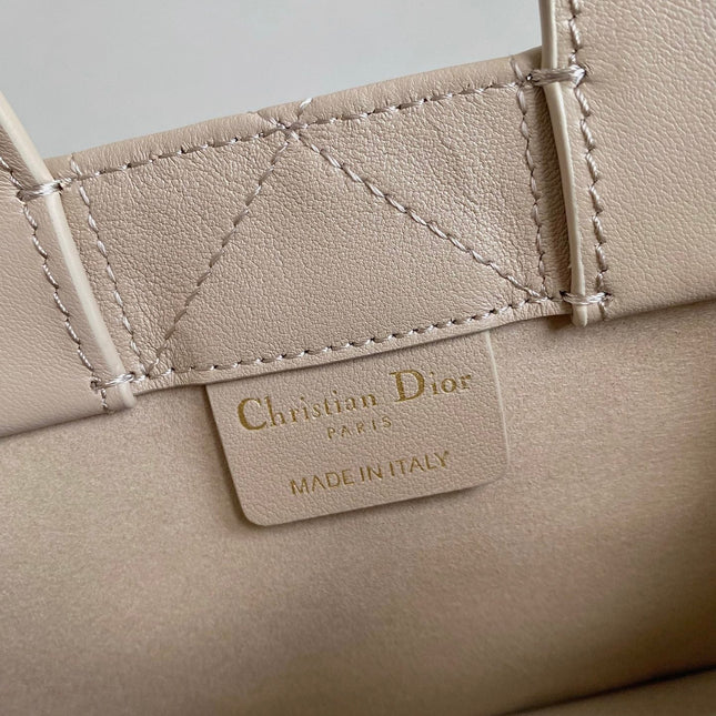 MINI BOOK TOTE 21 BEIGE CREAM MACCROCANNAGE CALFSKIN