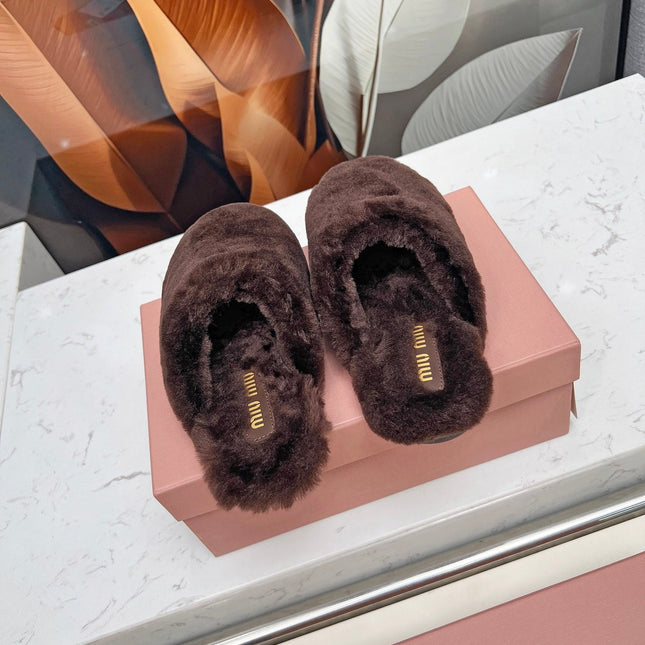 MIUMIU 26S MULES IN DARK BROWN SHEARLING 