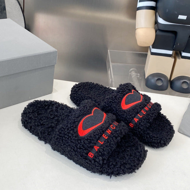 BALENCIAGA 25S FLAT SLIPPERS IN BLACK MIX RED WOOL