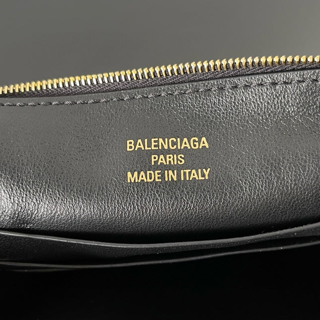 RODEO 22 IN BLACK CALFSKIN GOLD HARDWARE