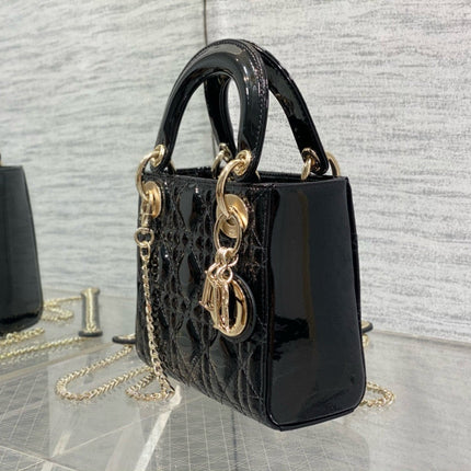 MINI 17 LADY BAG IN BLACK PATENT CALFSKIN