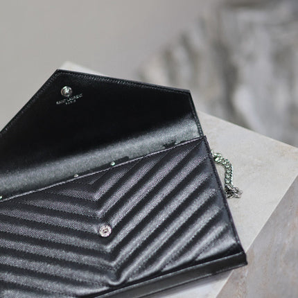 WOC 23 IN BLACK CAVIAR LAMBSKIN SILVER HARDWARE