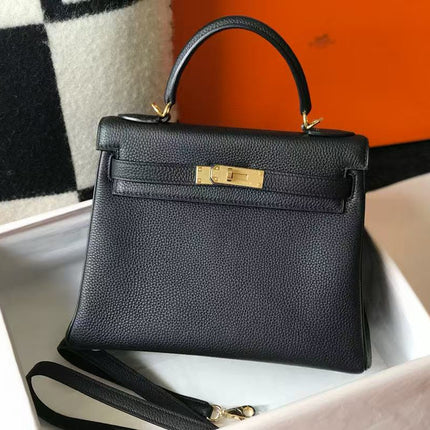 HM KELLY BAG 28 IN BLACK TOGO LEATHER GOLD HARDWARE