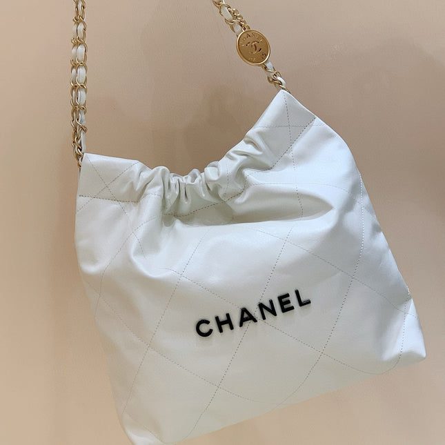 CC HOBO BAG 37 WHITE CC BLACK LAMBSKIN GOLD HARDWARE