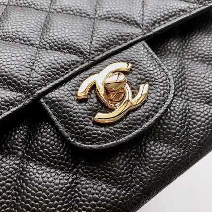 FLAP BAG 25 IN BLACK CAVIAR LEATHER GOLD HARDWARE