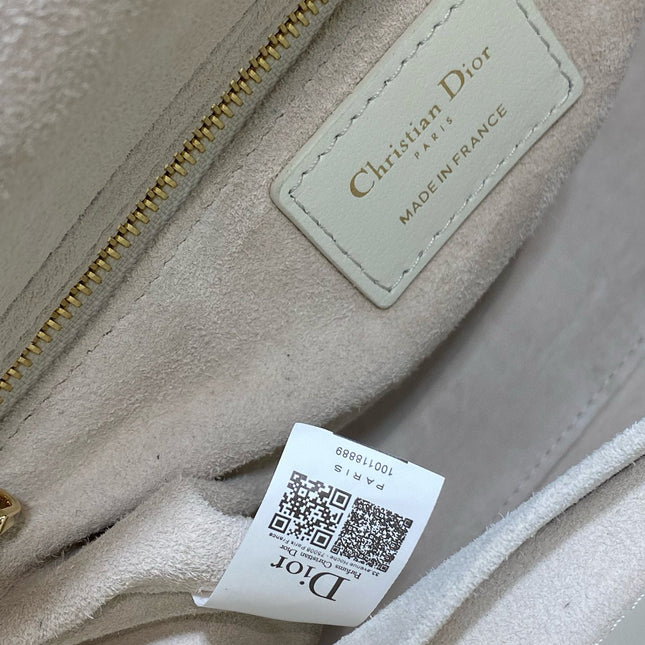 LADY BAG 24 IN WHITE CALFSKIN GOLD HARDWARE