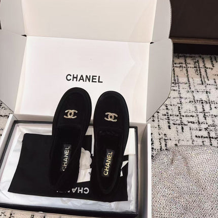 SLINGBACK LOAFER IN BLACK SUEDE AND SHEARLING