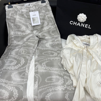 CC WIDE LEG PANTS IN GREY FLORAL SILK